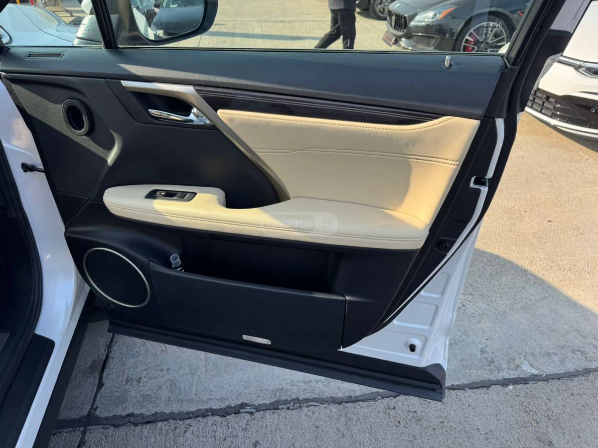 Lexus RX 450 2022 — миниатюра 11