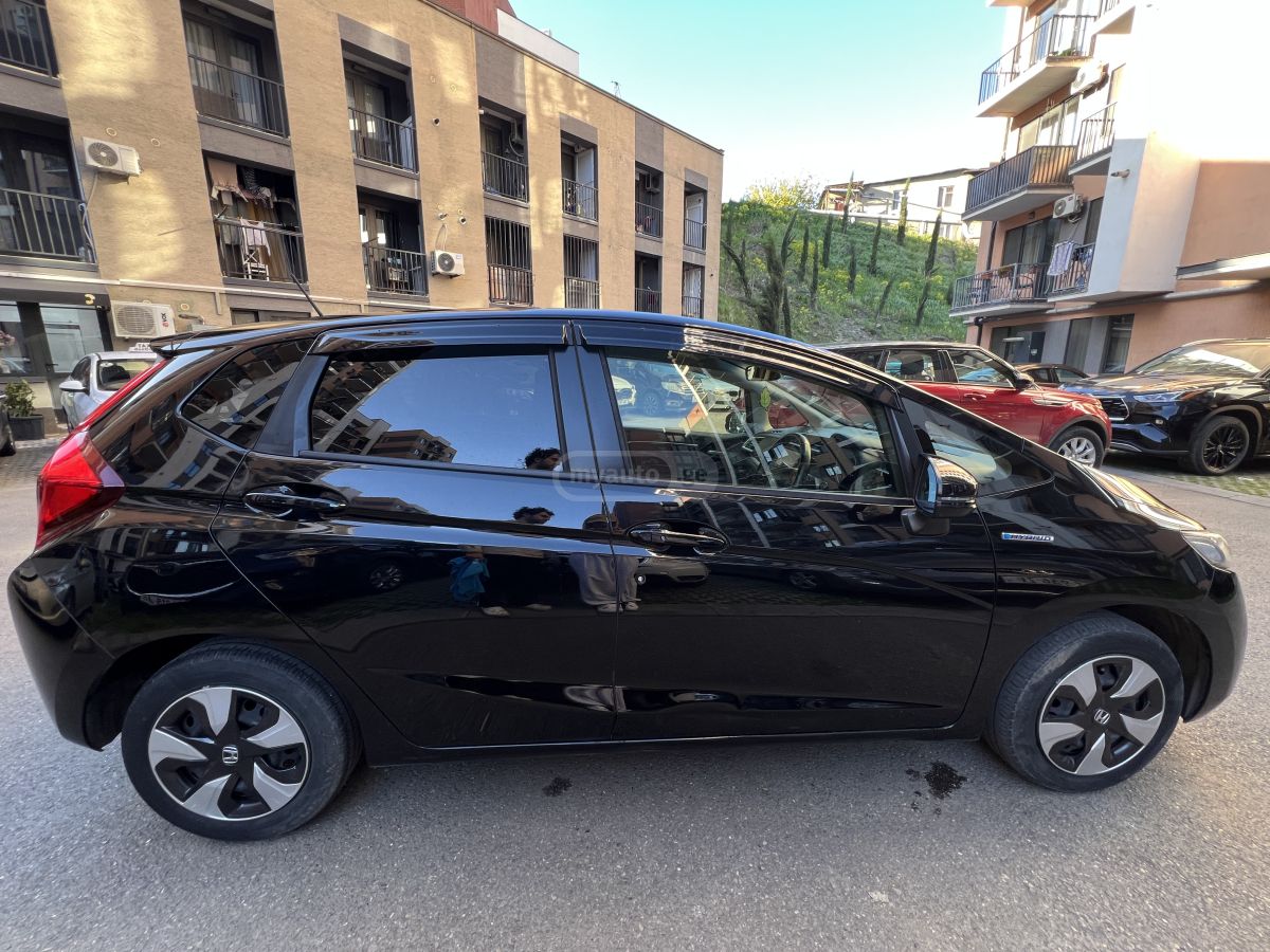 Honda Fit - фото 5