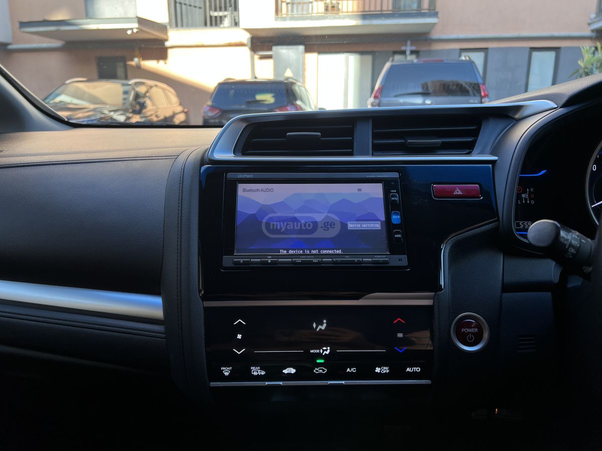 Honda Fit - фото 9