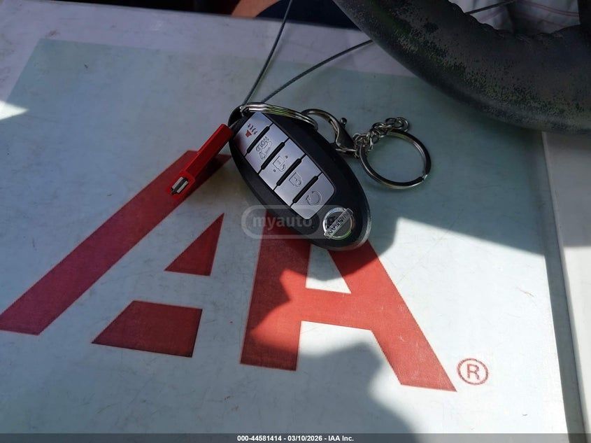 Nissan Rogue 2021 — миниатюра 10