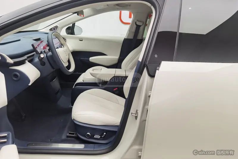 Zeekr X 2023 — миниатюра 10