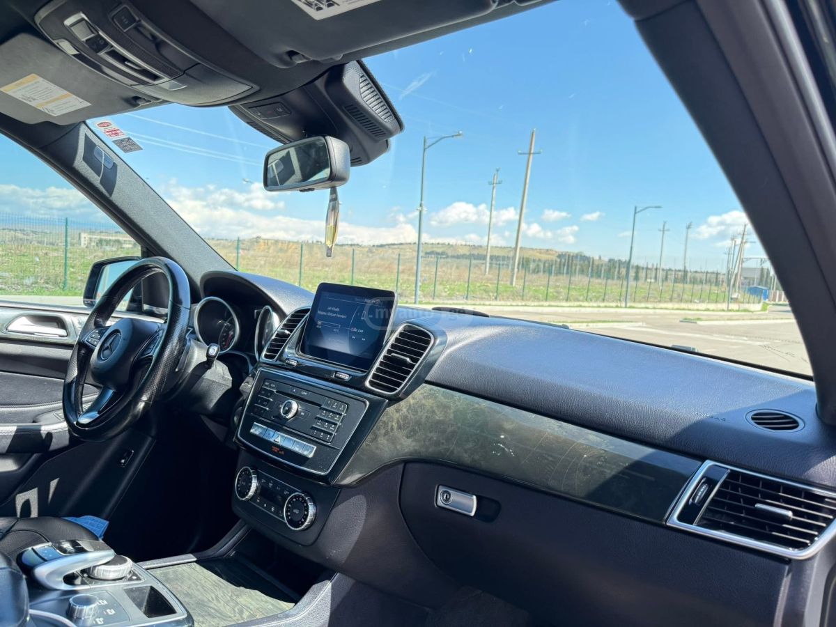 Mercedes-Benz GLE 350 - фото 10