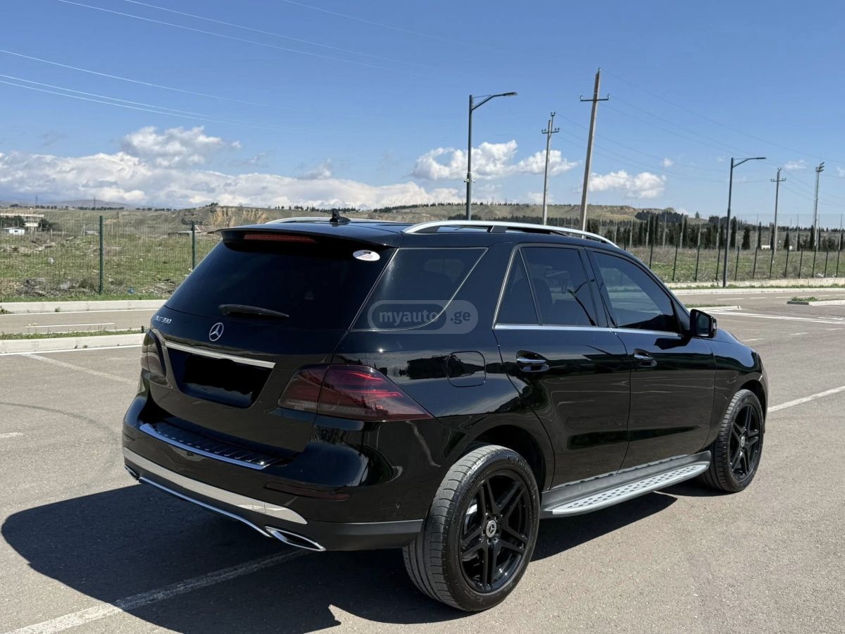 Mercedes-Benz GLE 350 - фото 6