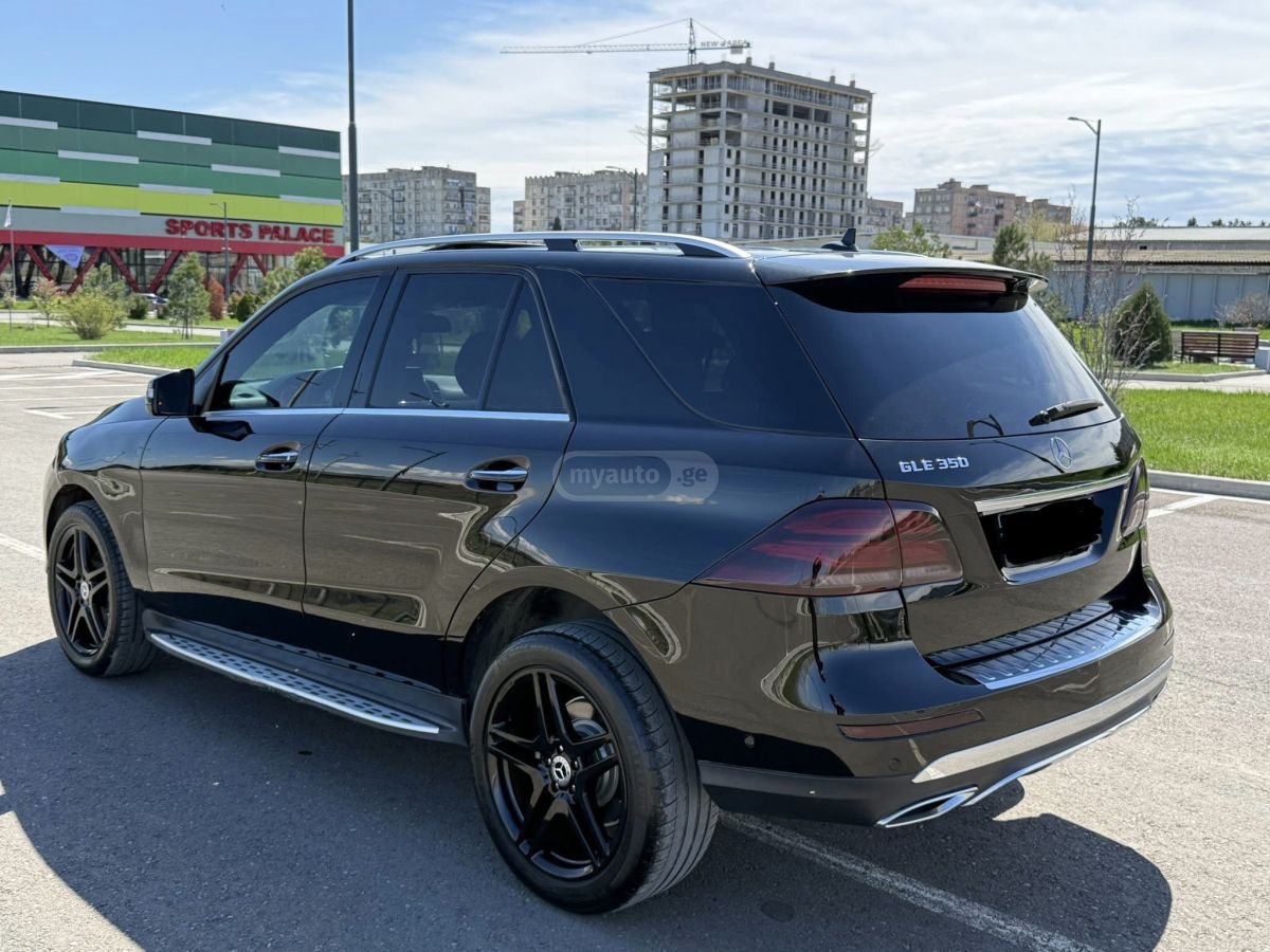 Mercedes-Benz GLE 350 - фото 7