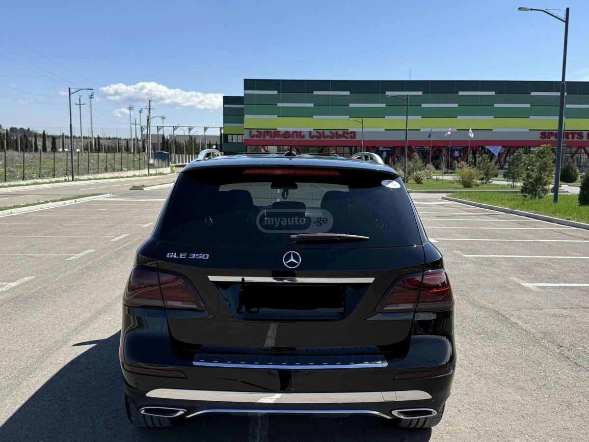 Mercedes-Benz GLE 350 - фото 8