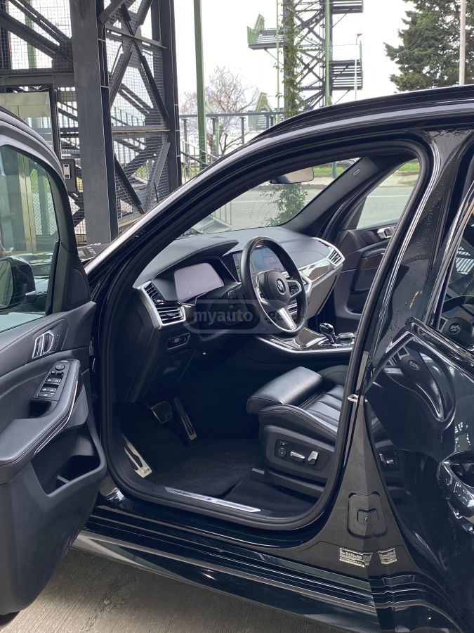 BMW X5 - фото 10