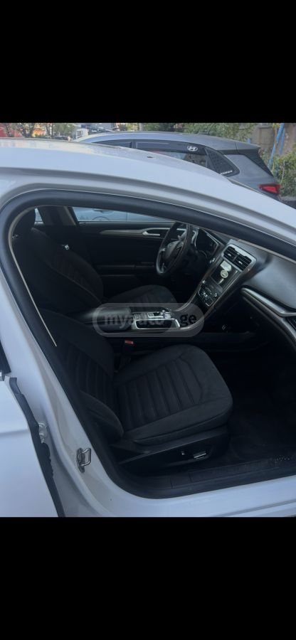 Ford Fusion - фото 8