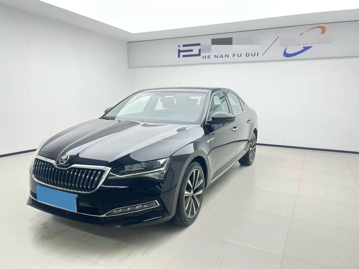 Skoda Superb 2024 — миниатюра 1