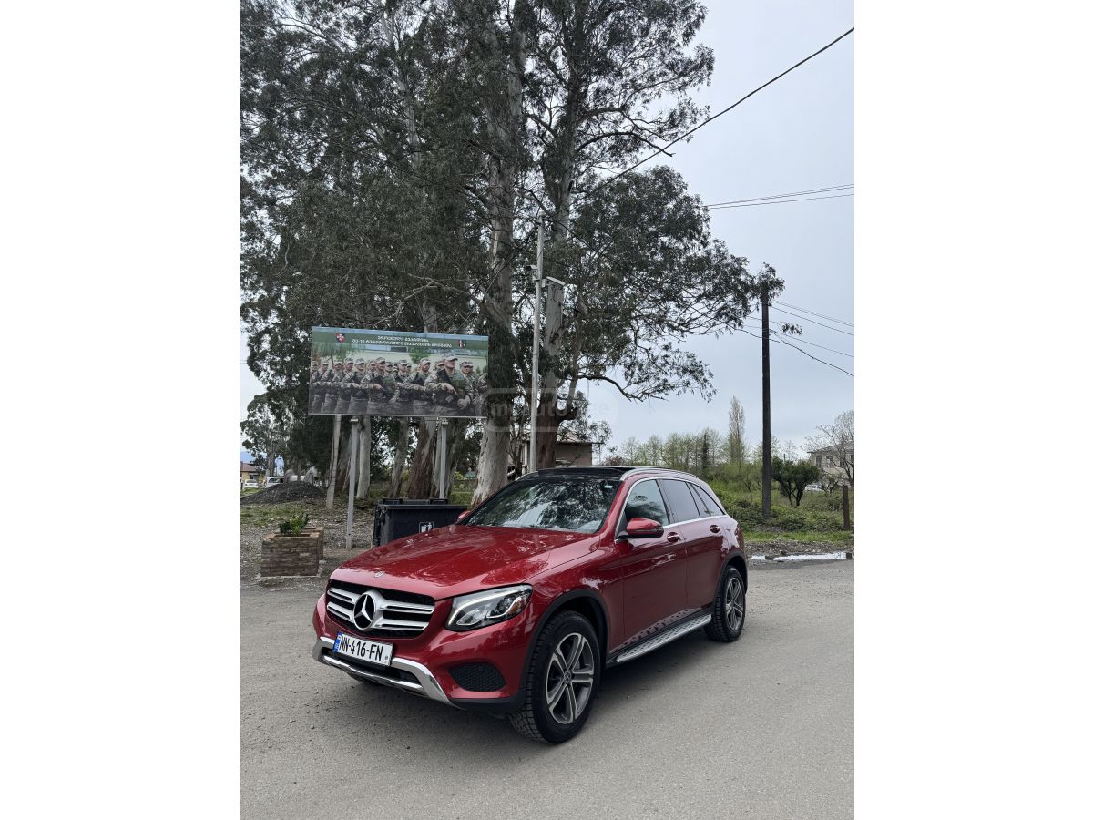 Mercedes-Benz GLC 300 - фото 2