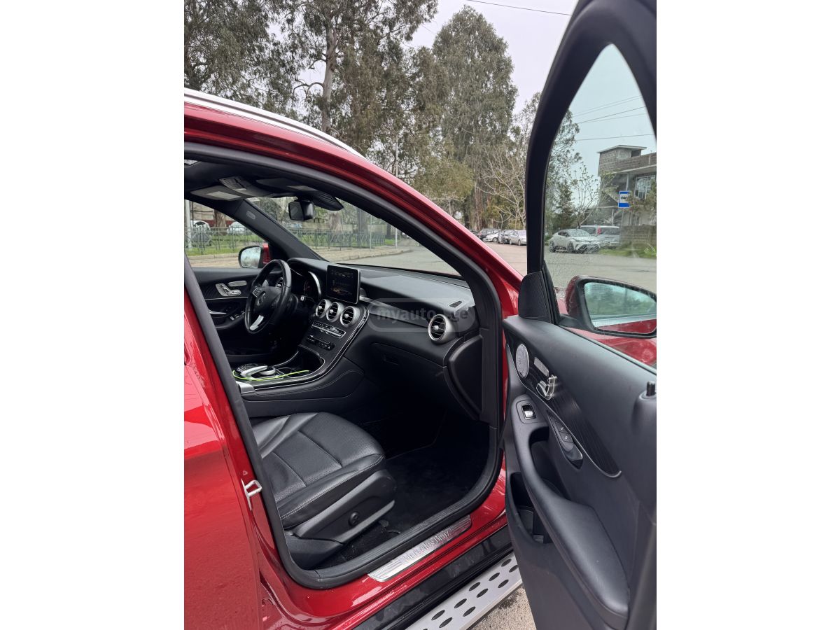 Mercedes-Benz GLC 300 - фото 6