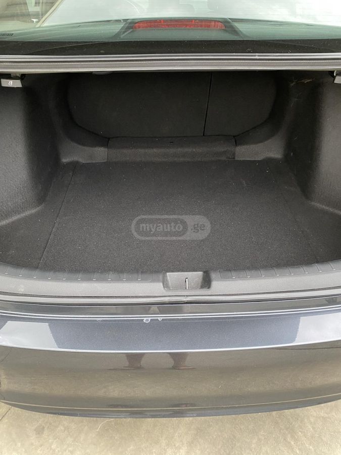 Honda EX 4dr Sedan — миниатюра 9