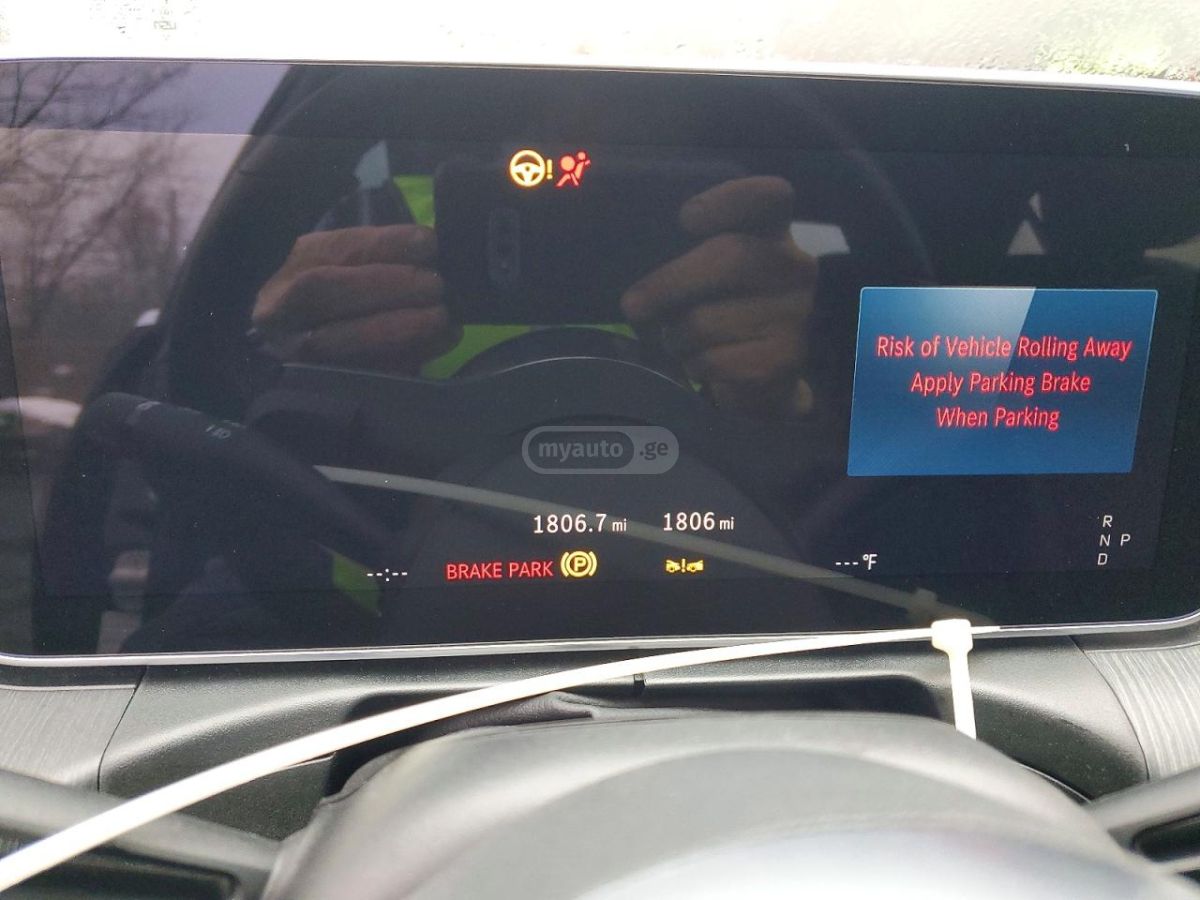 Mercedes-Benz C 30 AMG 2025 — миниатюра 9