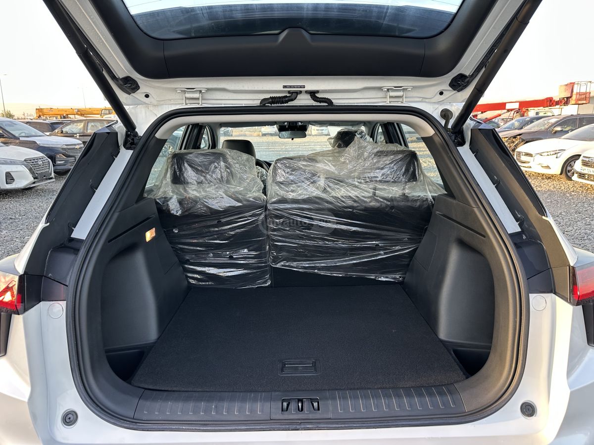 Mitsubishi Airtrek - фото 11