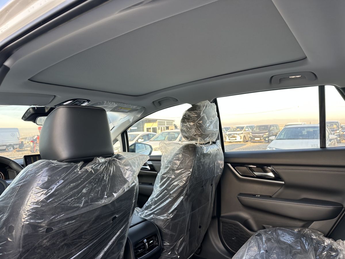 Mitsubishi Airtrek - фото 12