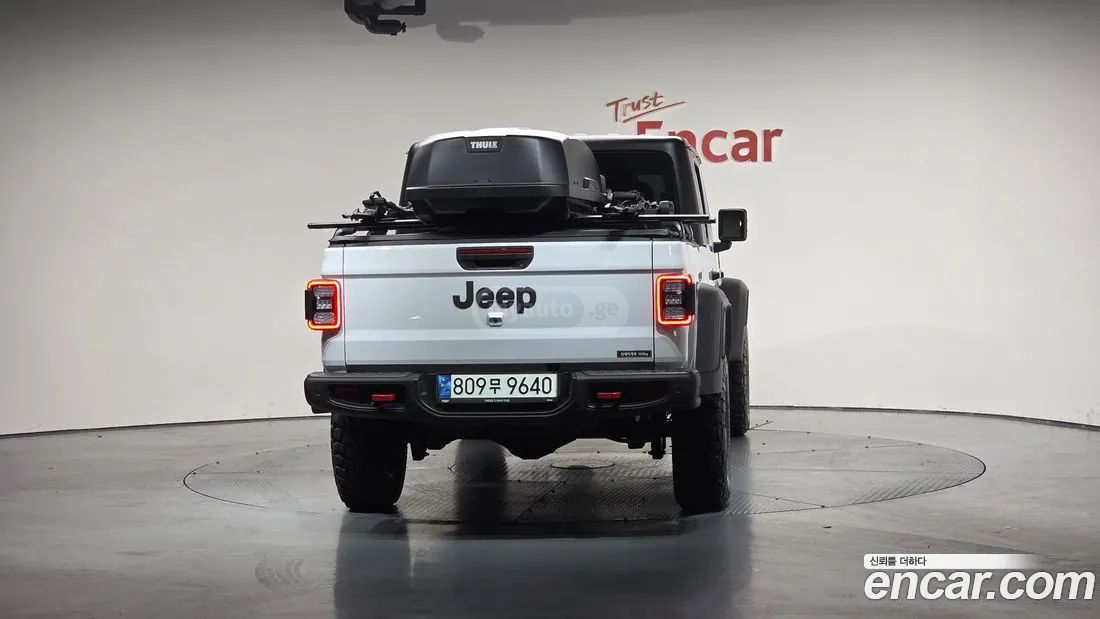 Jeep Gladiator - фото 4