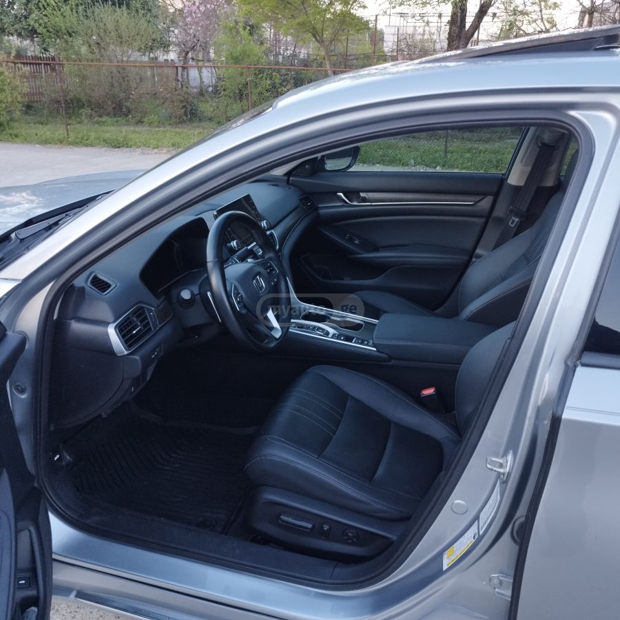 Honda Accord - фото 8