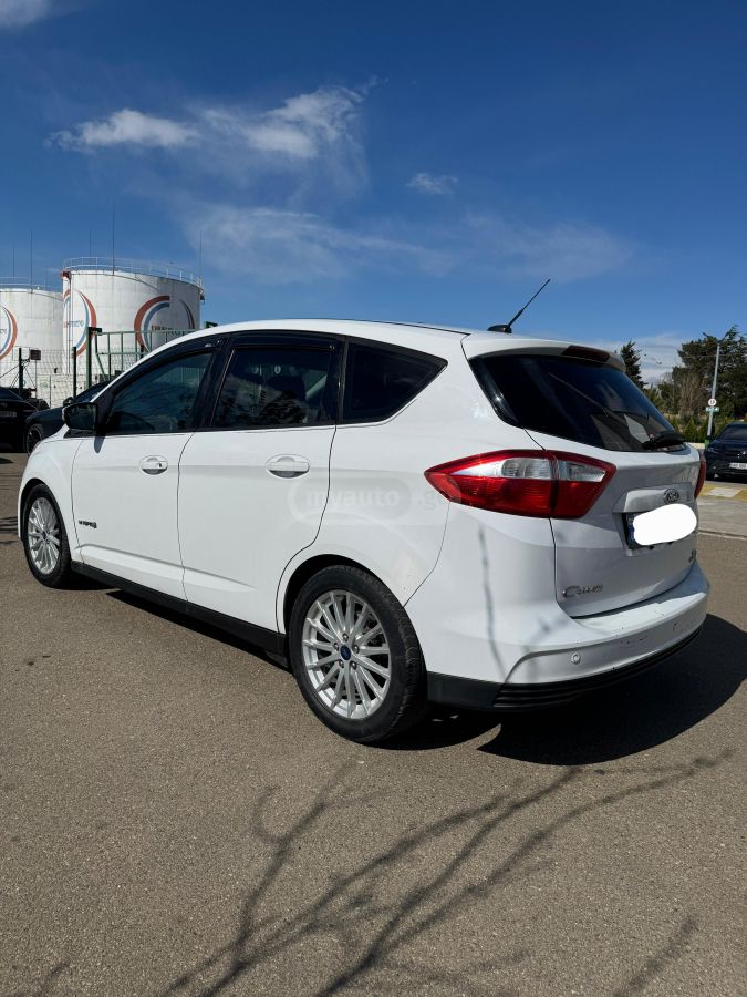 Ford C-MAX - фото 3