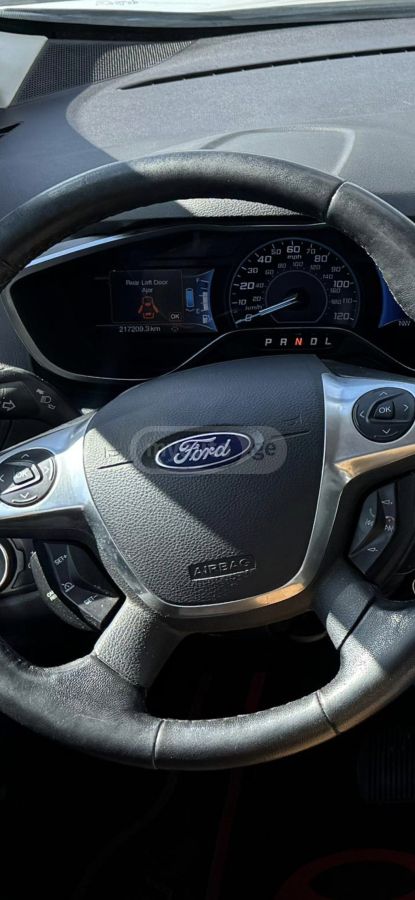 Ford C-MAX - фото 6