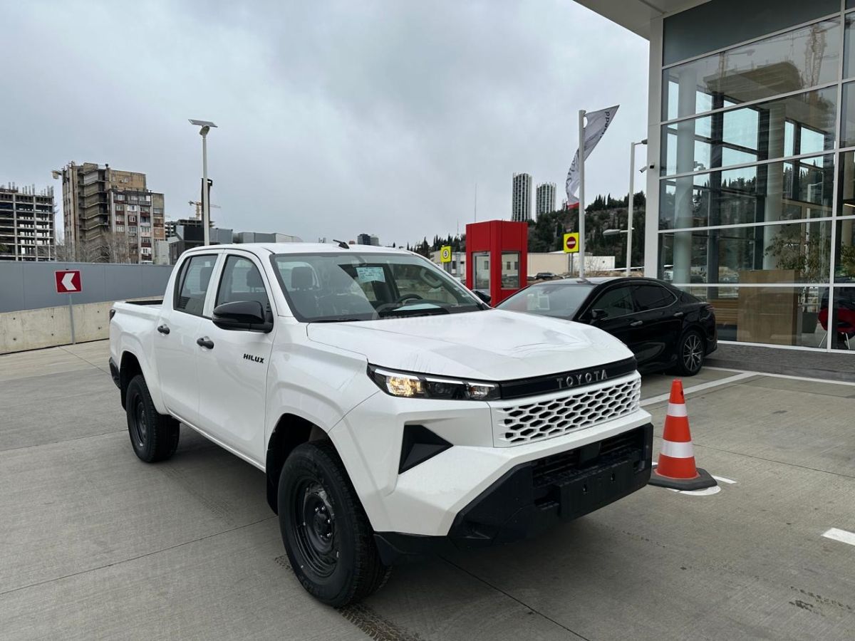 Toyota НОВАЯ МОДЕЛЬ Центр Гарантия — миниатюра 1