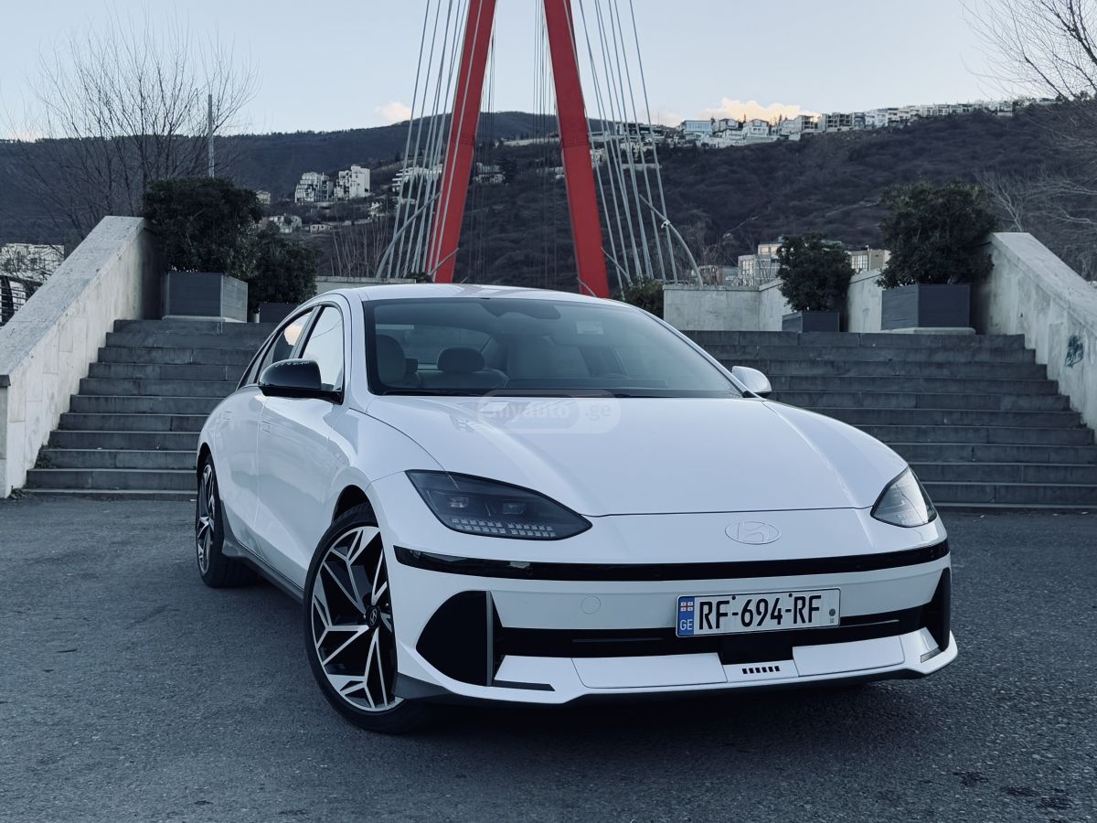 Hyundai Limited All Wheel Drive Automa — миниатюра 3