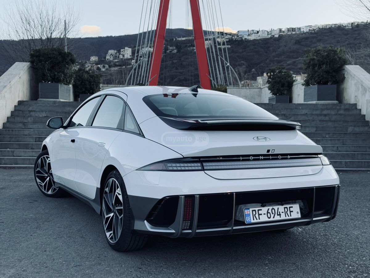 Hyundai Limited All Wheel Drive Automa — миниатюра 6