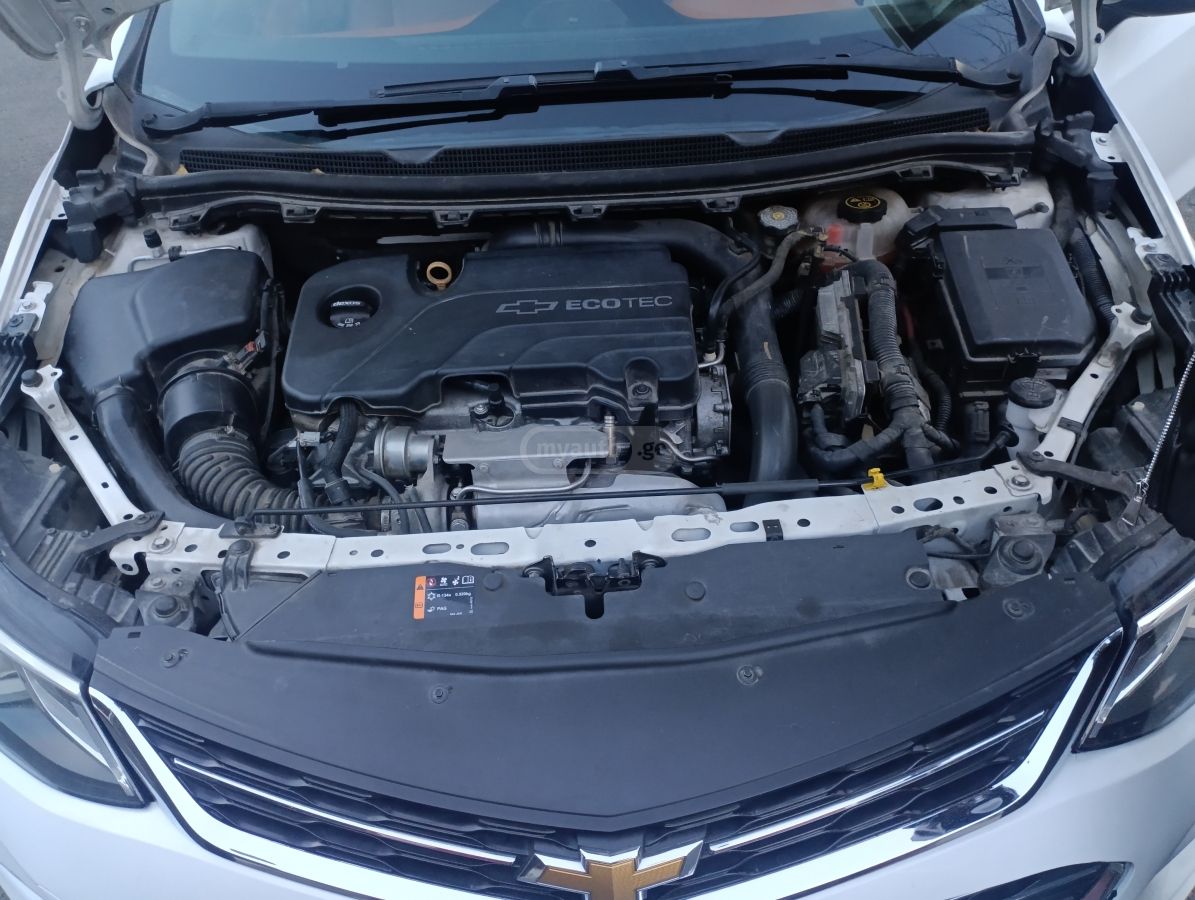 Chevrolet Cruze - фото 10