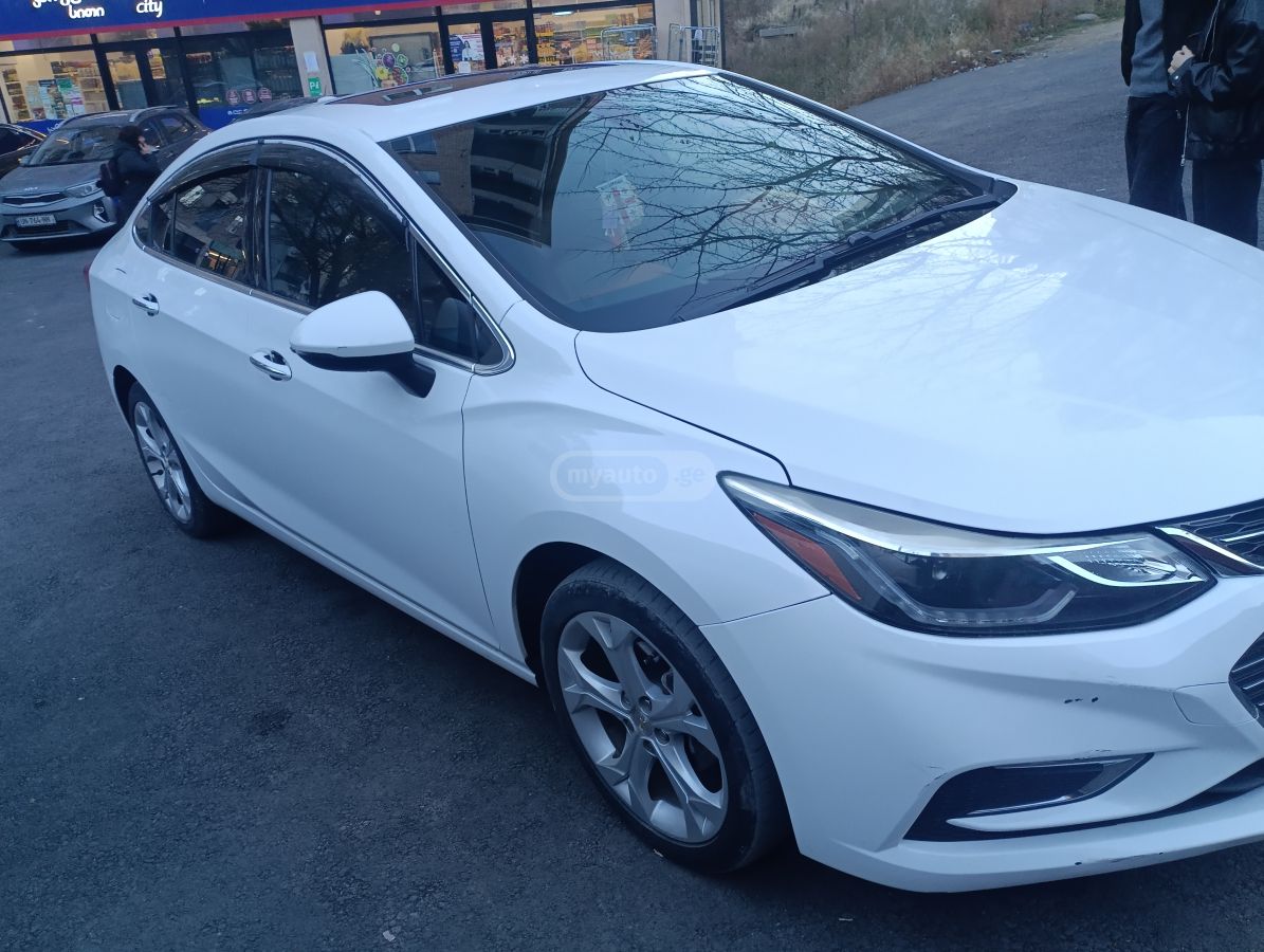 Chevrolet Cruze - фото 4