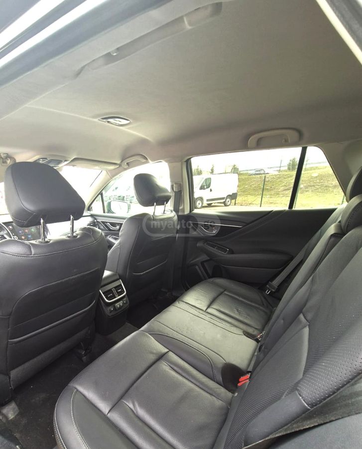 Subaru Outback - фото 9