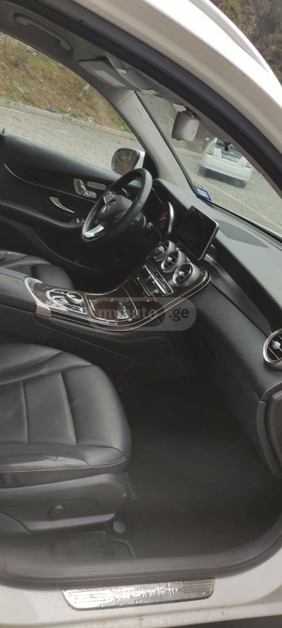 Mercedes-Benz GLC 300 - фото 3