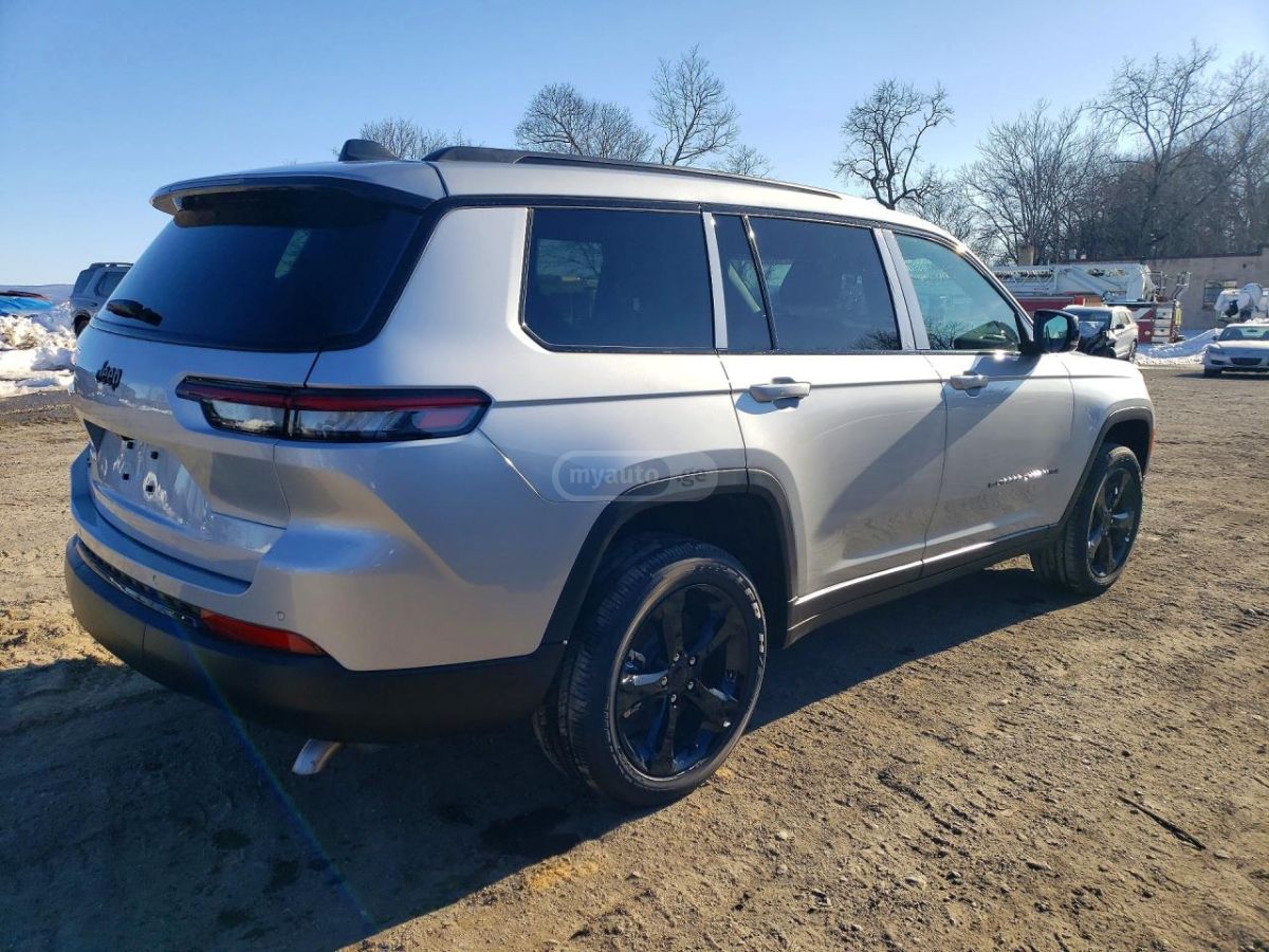 Jeep Grand Cherokee 2025 — миниатюра 3