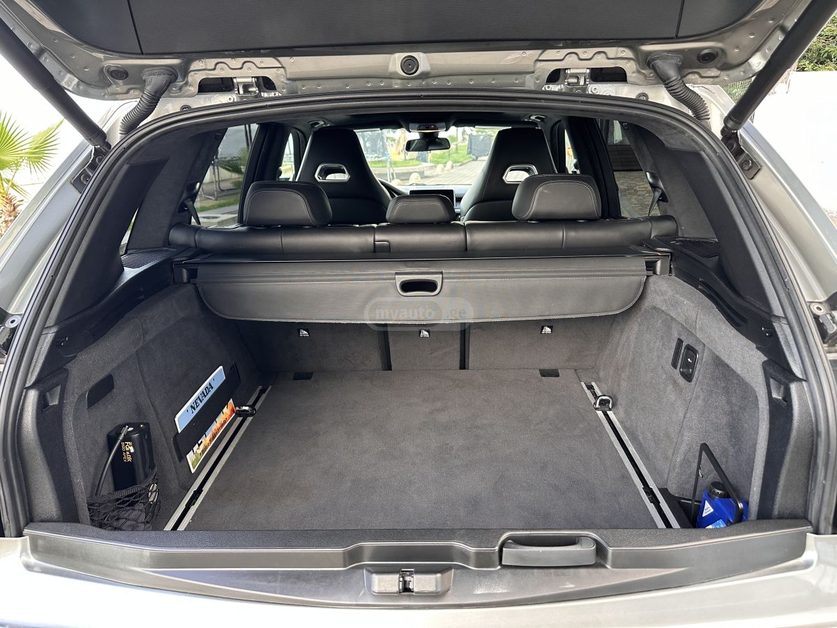 BMW X5 M - фото 10
