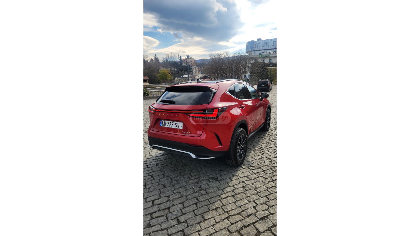 Lexus Base 4dr All-Wheel Drive Autom — миниатюра 3