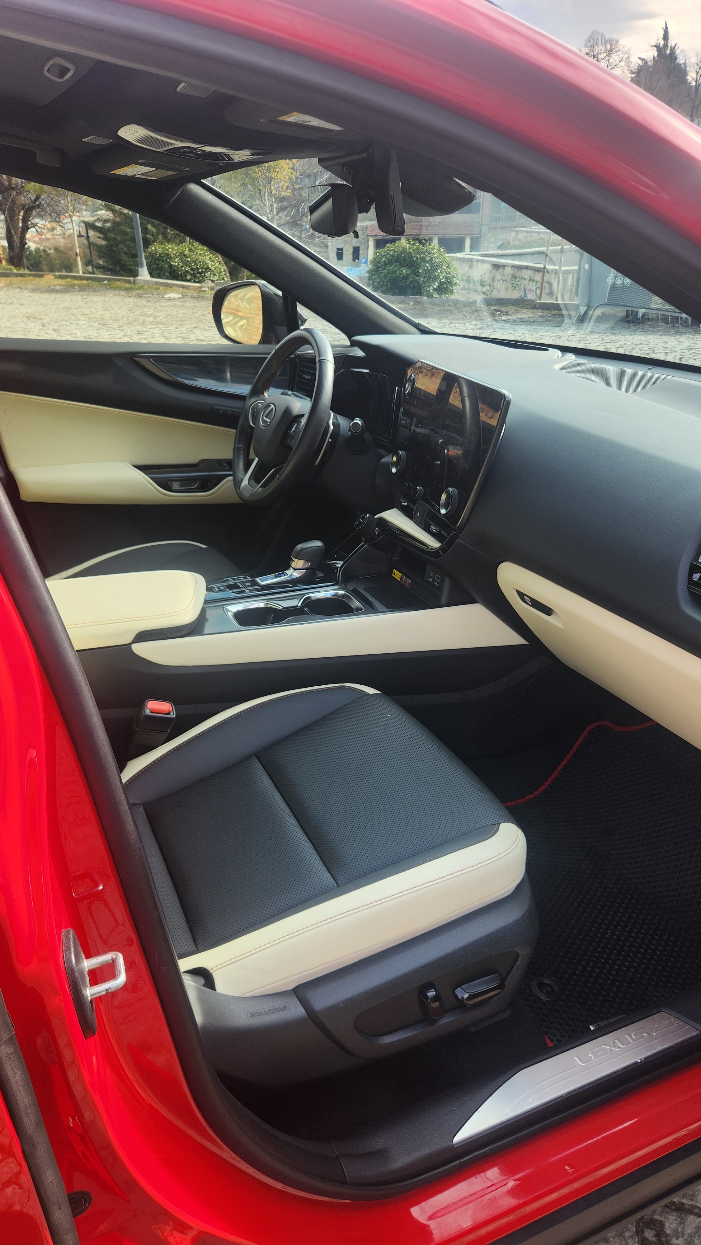 Lexus Base 4dr All-Wheel Drive Autom — миниатюра 6