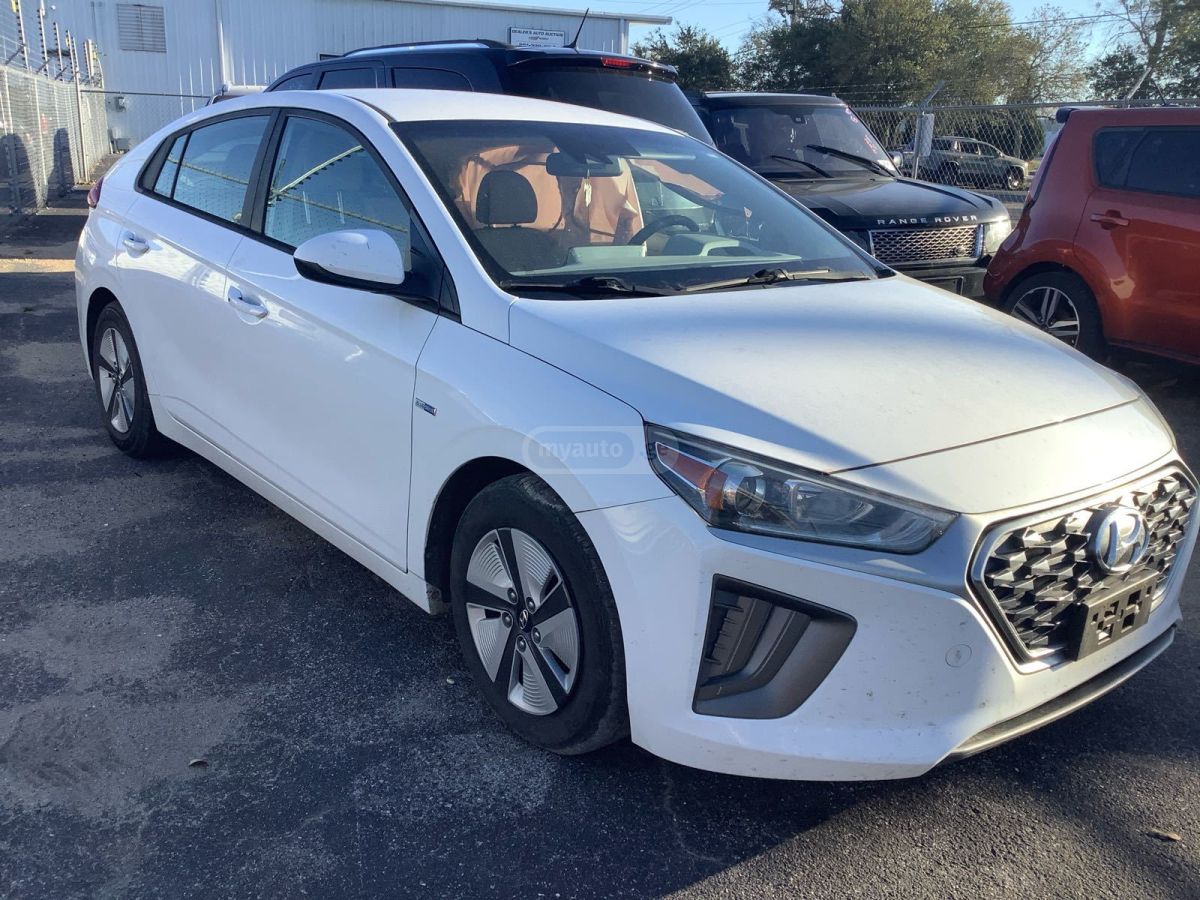 Hyundai Ioniq - фото 2