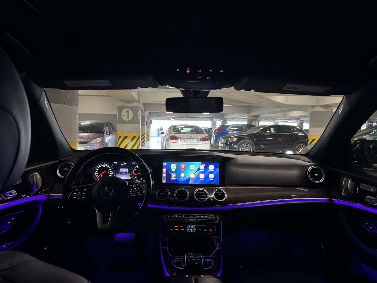 Mercedes-Benz E 300 - фото 11