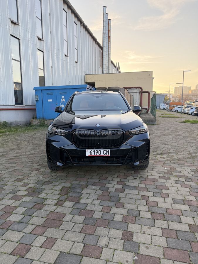 BMW X5 - фото 2