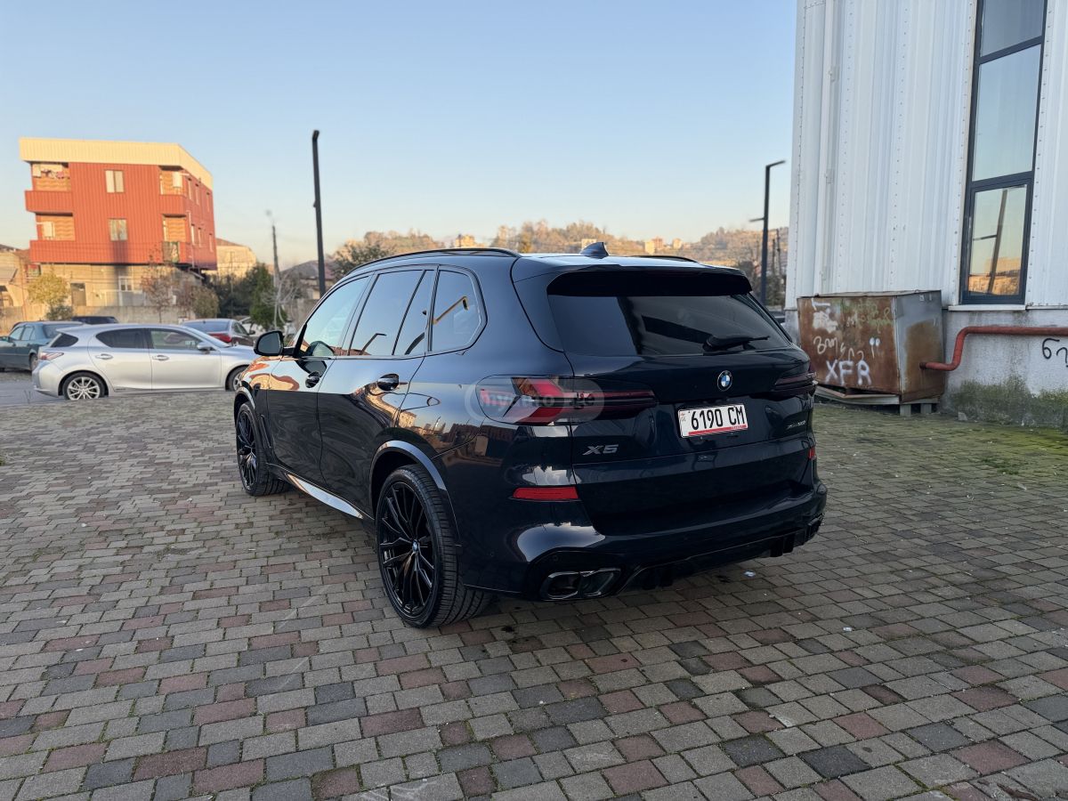 BMW X5 - фото 7