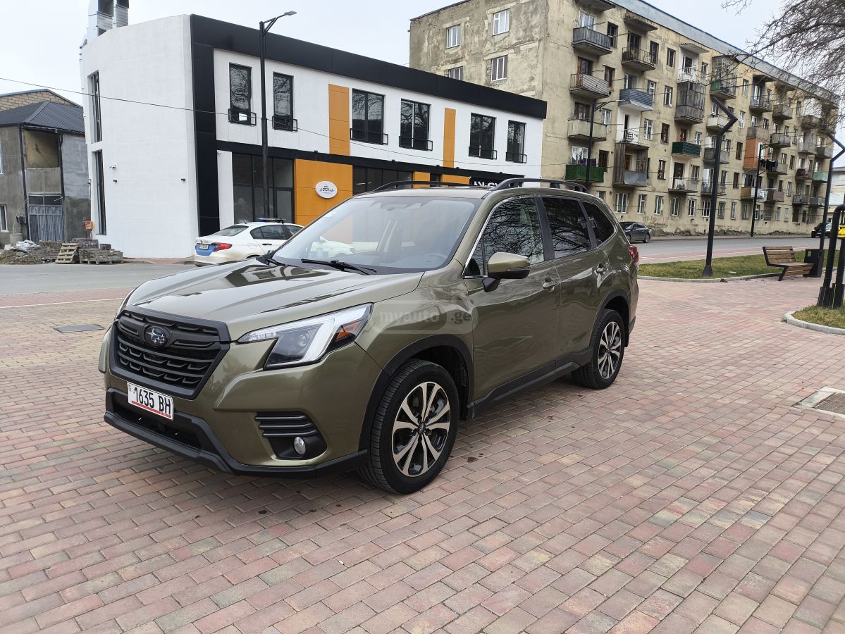 Subaru Limited 4dr All-Wheel Drive CV — миниатюра 2