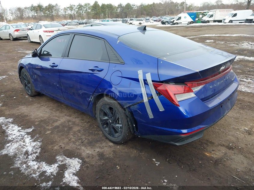 Hyundai Blue 4dr Sedan Automatic — миниатюра 3