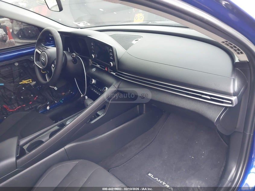 Hyundai Blue 4dr Sedan Automatic — миниатюра 5