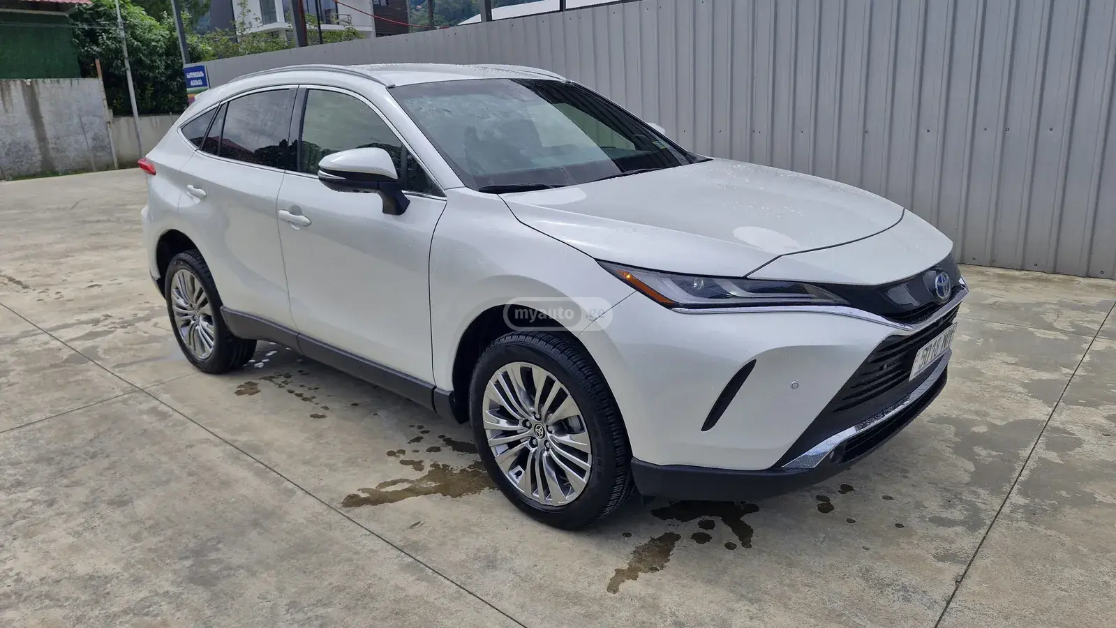 نمای دیگر Toyota 2021