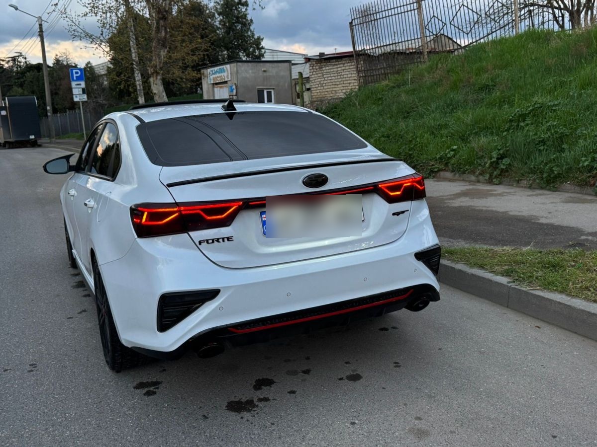 Kia Forte - фото 7