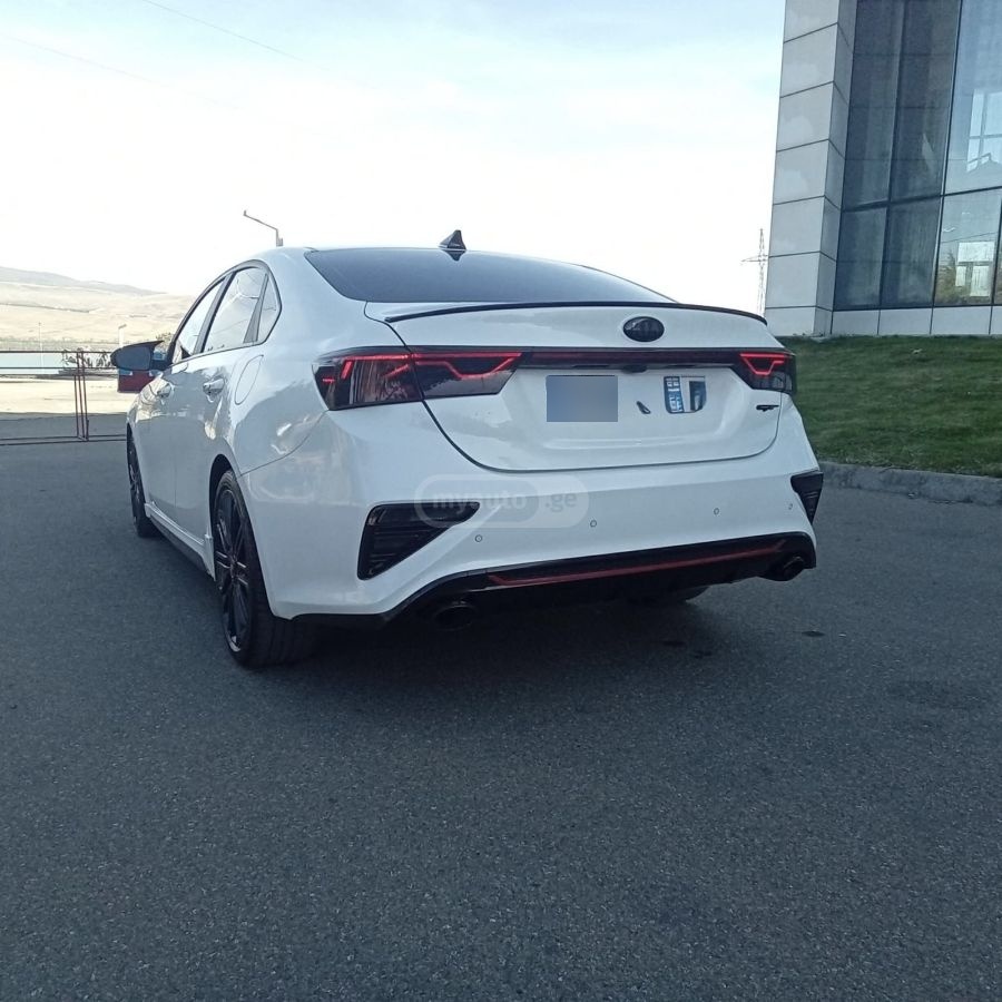 Kia Forte - фото 8