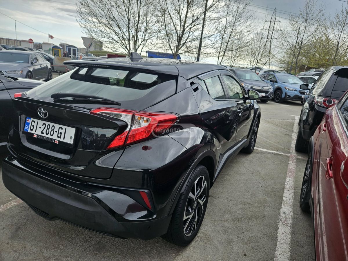 Toyota CHR - фото 3