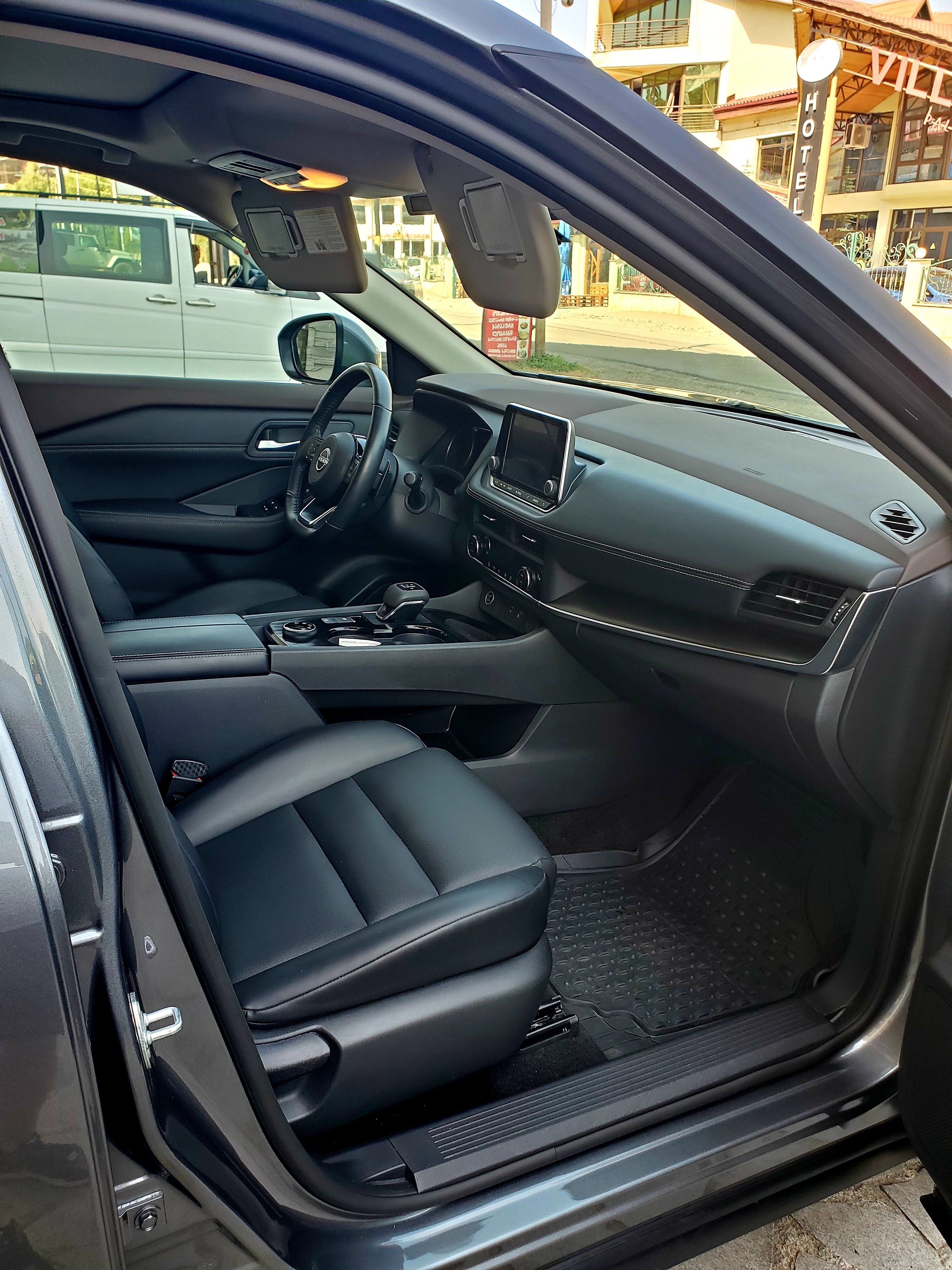 Nissan SV 4dr All-Wheel Drive CVT — миниатюра 6