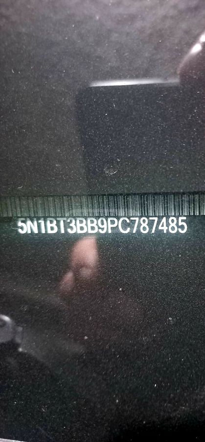 Nissan SV 4dr All-Wheel Drive CVT — миниатюра 9