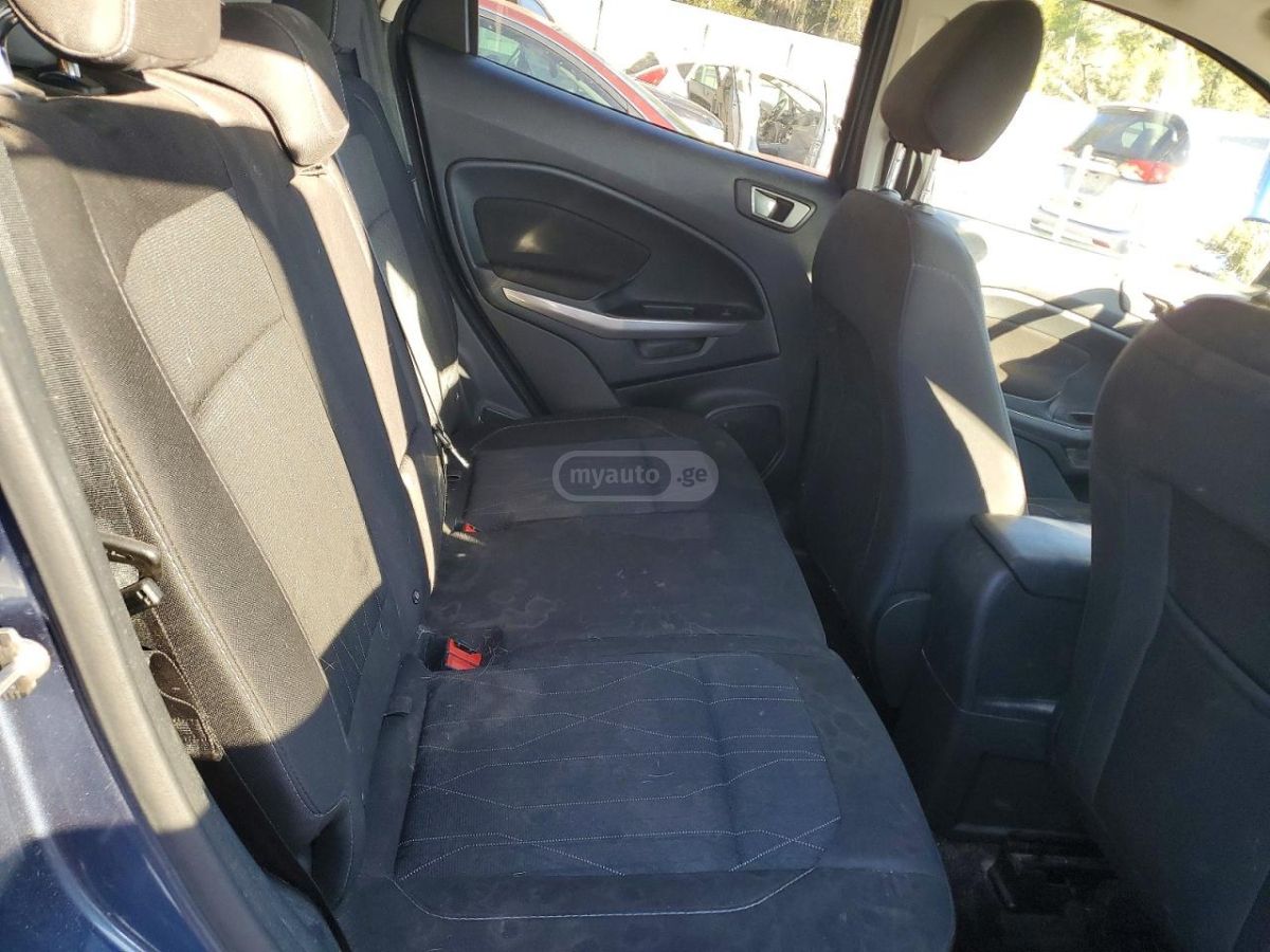 Ford EcoSport - фото 8