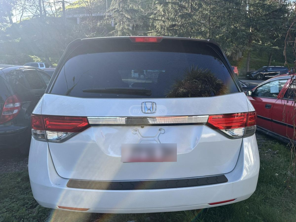 Honda Odyssey - фото 6