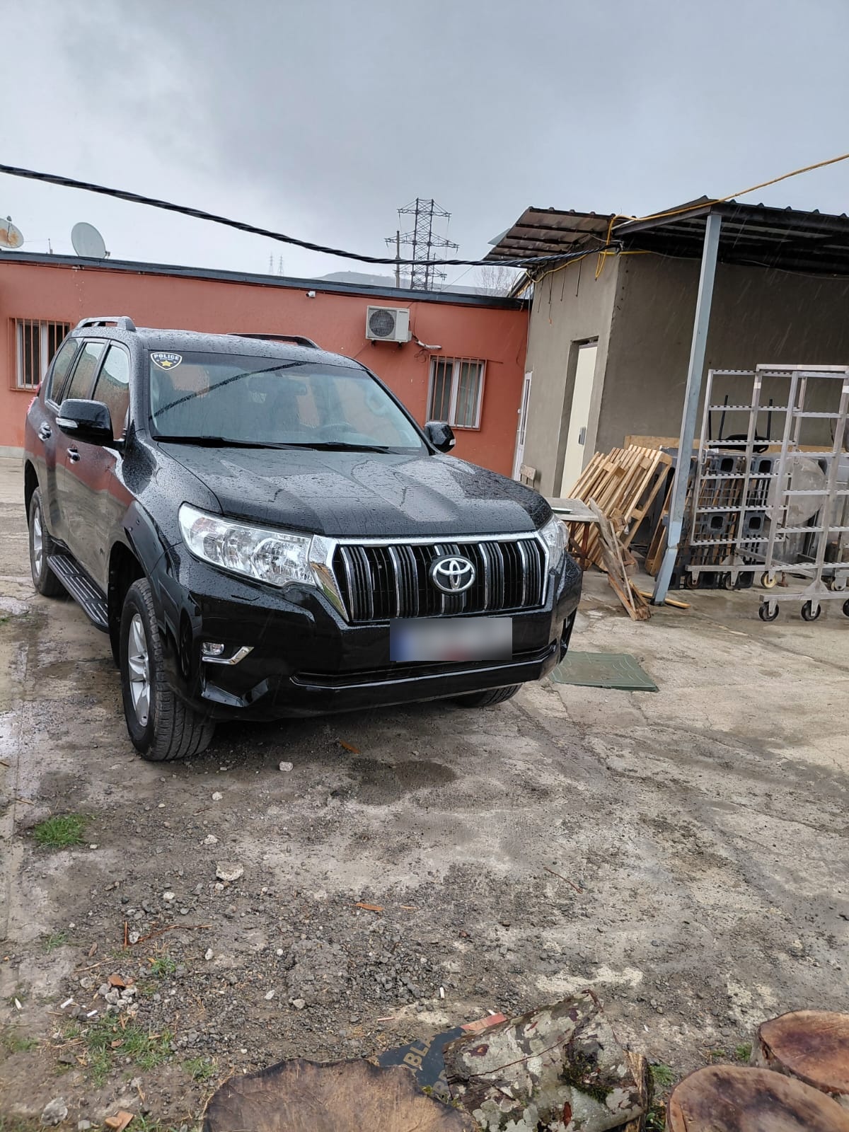 Toyota Land Cruiser Prado - фото 1