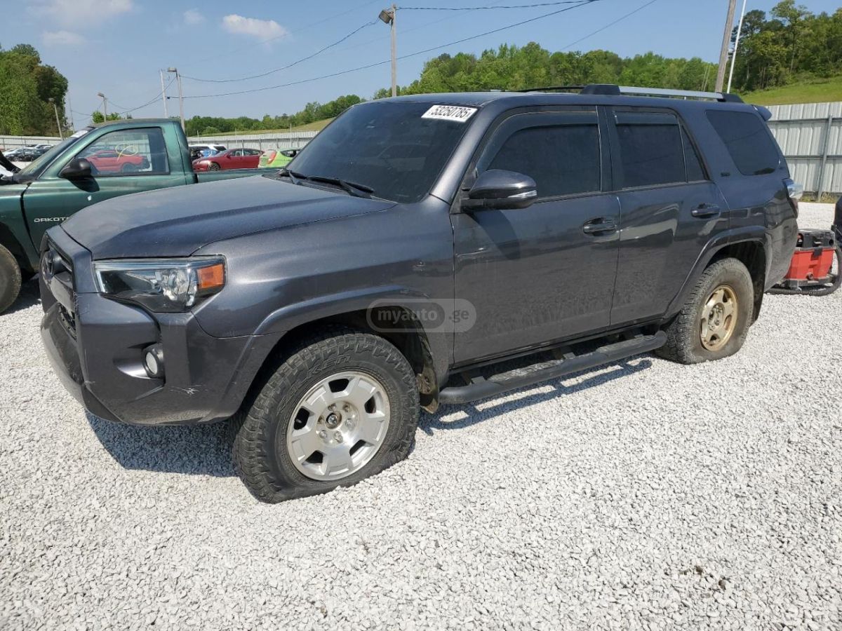 Toyota 4 Runner - фото 1